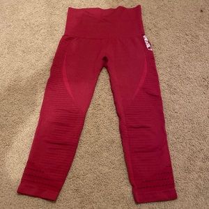 GYMSHARK CROPPED LEGGINGS